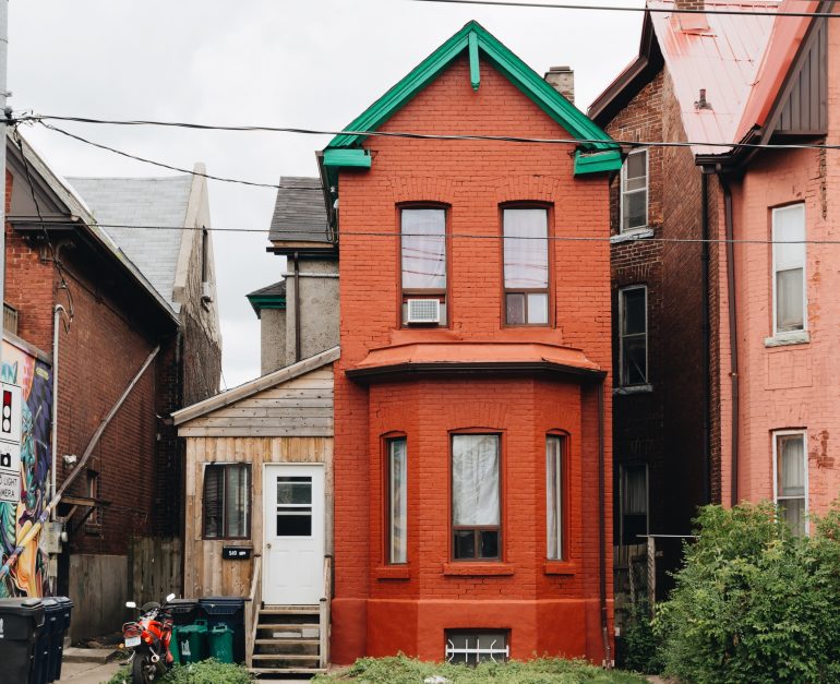 پرداخت 5% هزینه کلی خانه به عنوان بیعانه در بازار مسکن تورنتو مشخص شده است
